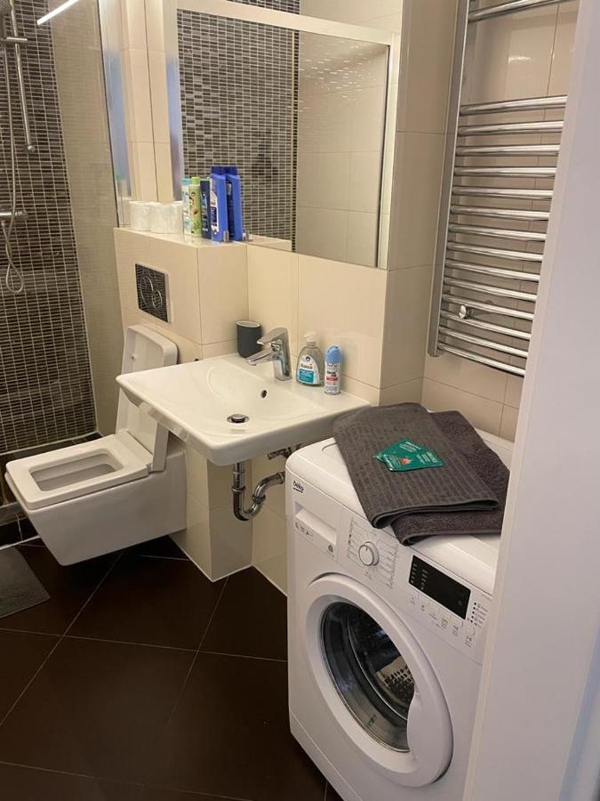 Apartmen -Studio ปราก ภายนอก รูปภาพ