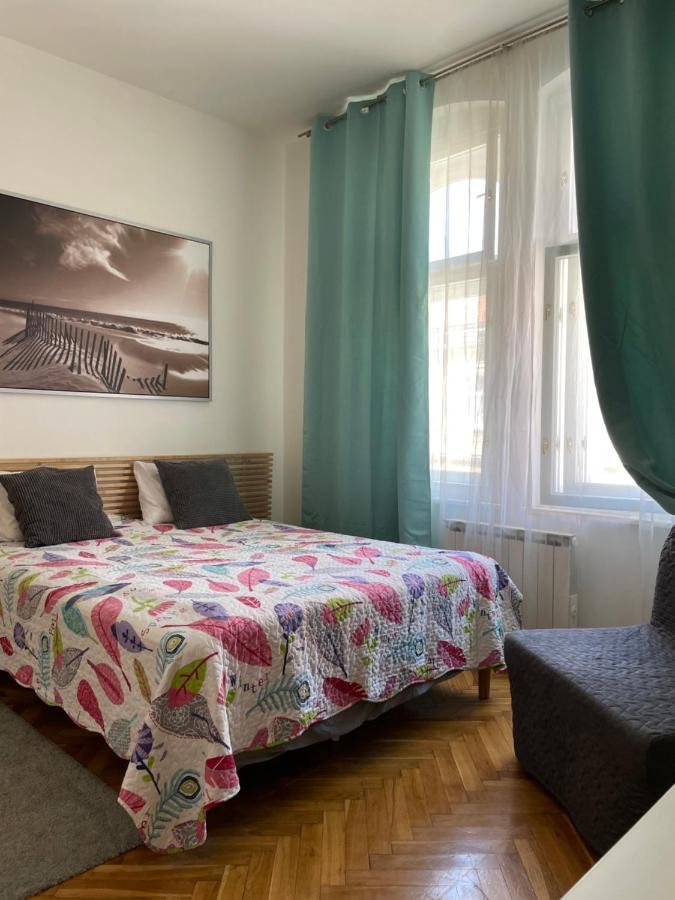Apartmen -Studio ปราก ภายนอก รูปภาพ